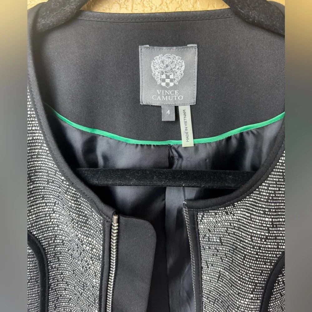 Vince Camuto Blazer - Picture 4 of 7